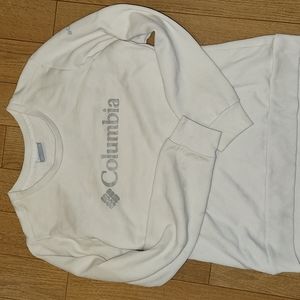 Womens Columbia sweatshirt